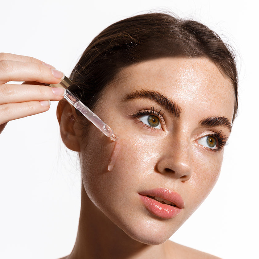 Sérum Rejuvenescedor Poderoso: Hidrata, Clareia e Combate o Envelhecimento